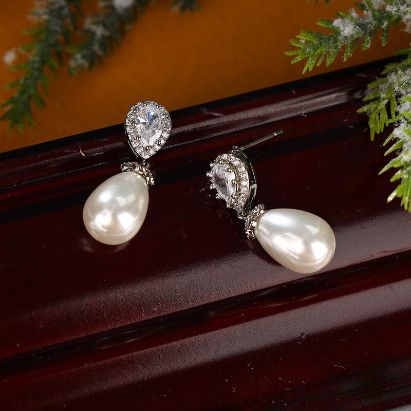 Pendientes colgantes de perlas de circonia cúbica para mujer, joyería de dama de honor, novia, hoja en forma de lágrima, diamantes de imitación, boda, novia, graduación