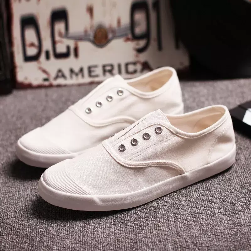 Classic Canvas Men Shoes Fashion Slip on Vulcanized Shoes for Men Summer Flat Casual Sneakers for Men Breathable Cloth Footwear