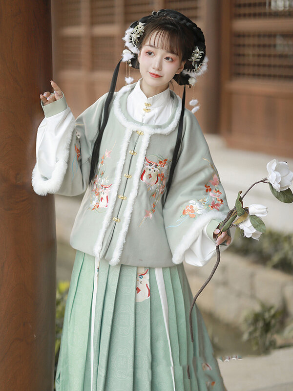 Autumn Winter Thickened Women Hanfu Classic Retro Chinese New Year Clothing Exquisite Embroidered Printing Folk Dance Costumes