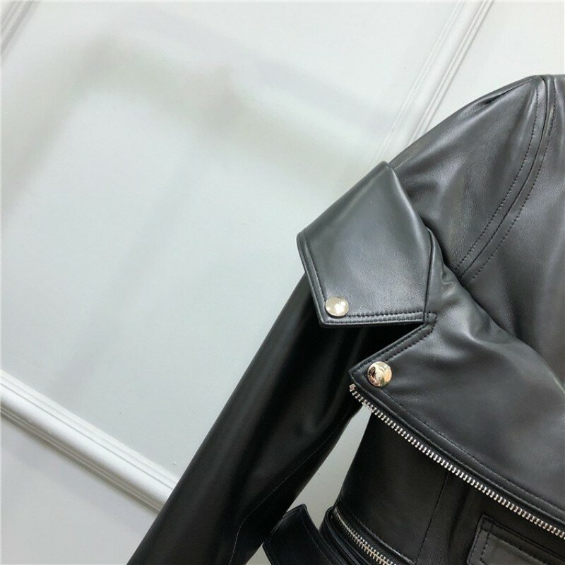Женская мотоциклетная куртка с поясом, черная короткая приталенная куртка из натуральной овечьей кожи, Байкерская верхняя одежда в стиле панк на молнии, 2023