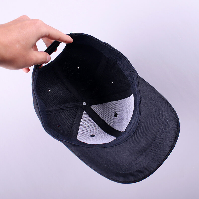 ไลบรารีเกมของหมวกบังแดด Ruina Warp สีดำคอสเพลย์หมวกเบสบอลแบบลำลองผู้ใหญ่ใช้ได้ทั้งชายและหญิงเสาแบบปรับได้