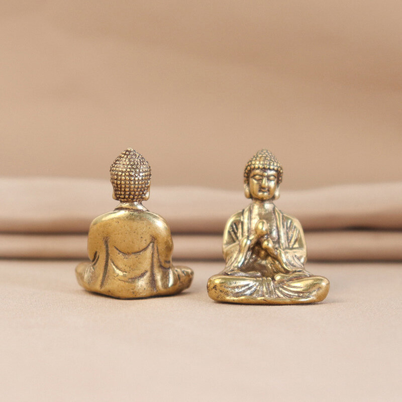Mini figurine in miniatura di ornamento di statua di Buddha Sakyamuni in rame massiccio