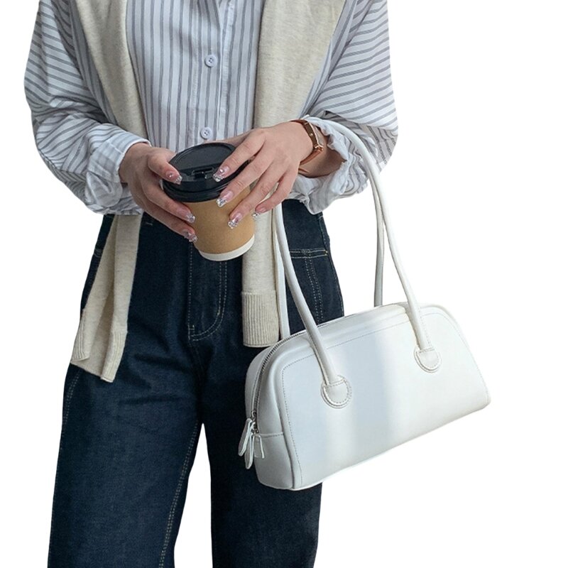 กระเป๋าสะพายขนาดใหญ่ความจุกระเป๋าถือสีทึบกระเป๋าสำหรับหญิงสาวนุ่ม Splashproof กระเป๋าหนัง PU สำหรับเดินทางช้อปปิ้ง