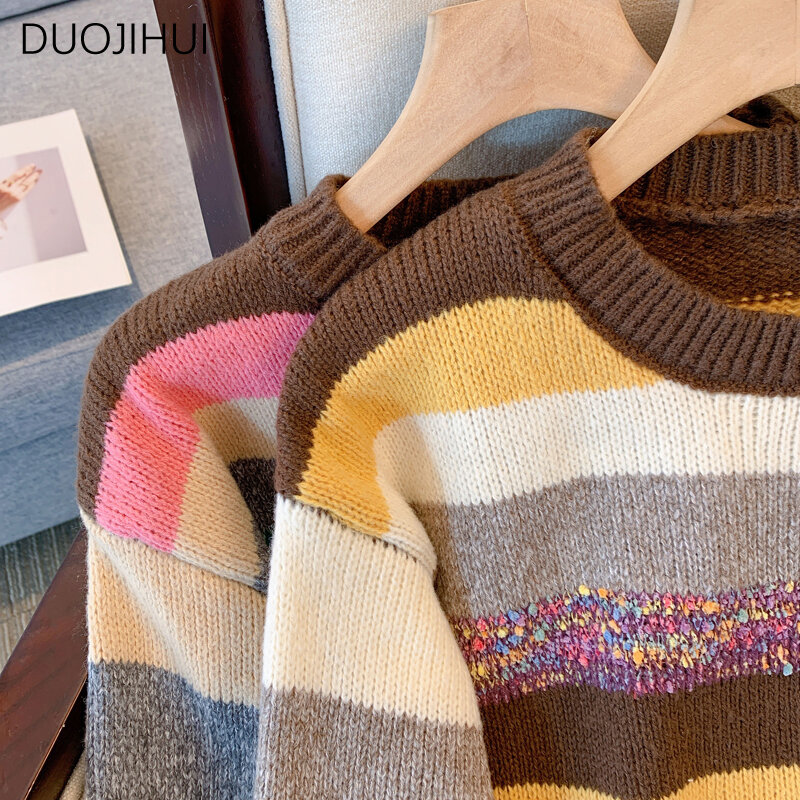 DUOJIHUI nowy modny kontrastowy kolor w paski damskie swetry jesień klasyczny dekolt z okrągłym dekoltem prosty z dzianiny w stylu Casual sweter damski sweter