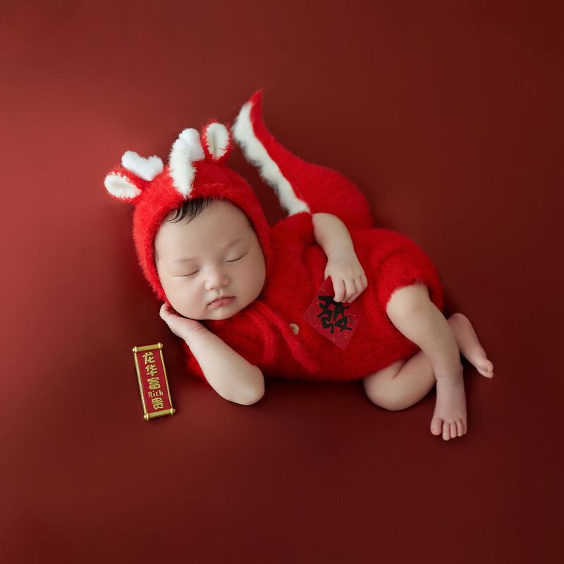 Pasgeboren Fotografie Outfits Gebreid Drakenkostuum Met Staart Chinese Lente Coupletten Schieten Rekwisieten Nieuwjaar Thema Foto Outfits