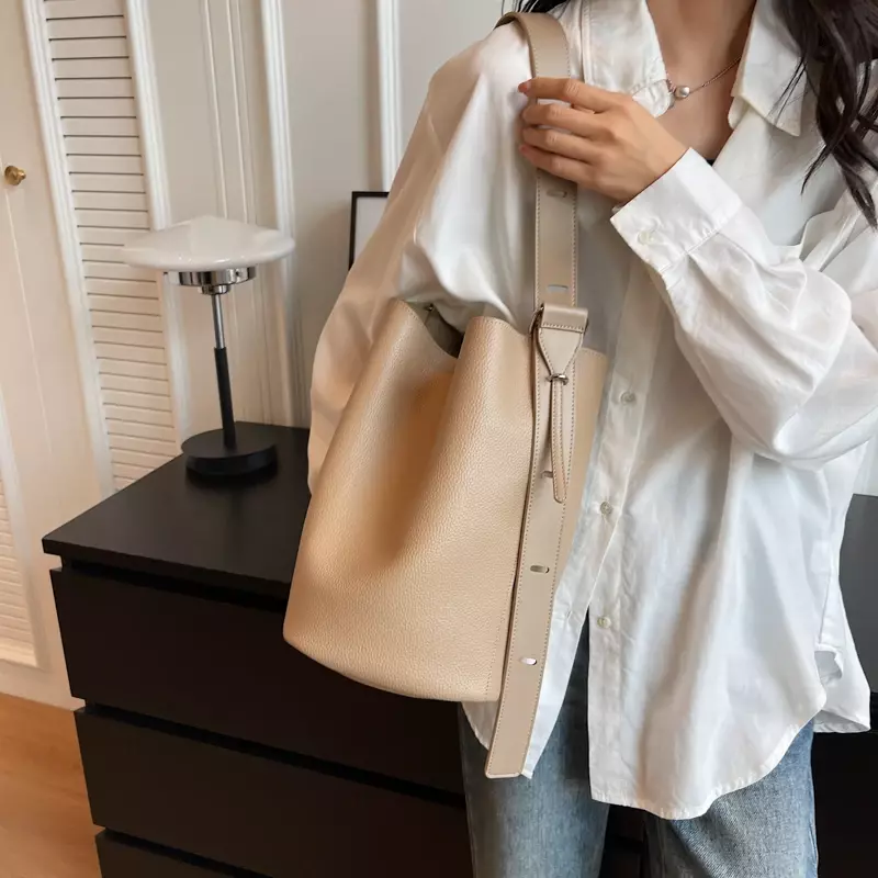 Linke Seite Retro kleine einfarbige Leder Umhängetaschen für Frauen Designer koreanische Mode weibliche Handtaschen Achsel Tasche