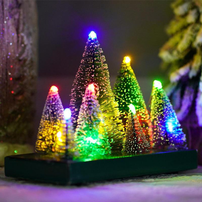 책상용 미니 크리스마스 트리, 소형 인공 소나무 바늘, 나무 조합 장식품, 다채로운 LED 조명 소나무 바늘 트리 장식
