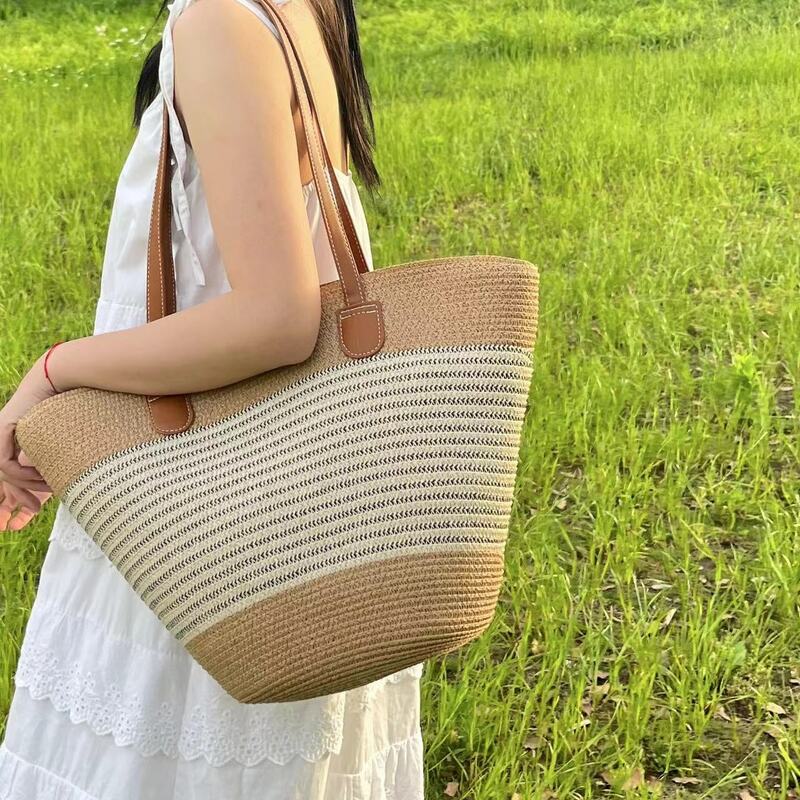 Damenmode Strand Reise Stroh gewebte gestreifte Einkaufstasche neue große Kapazität einfaches Design tragbare Handtasche lässige Umhängetaschen