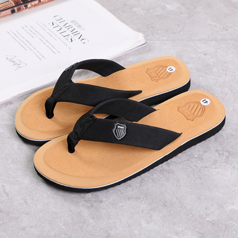 Men Flip Flops High Quality Brand Men's Slippers Hot Sale Beach Sandals Non-slip Fashion Hombre Casual House Slippers