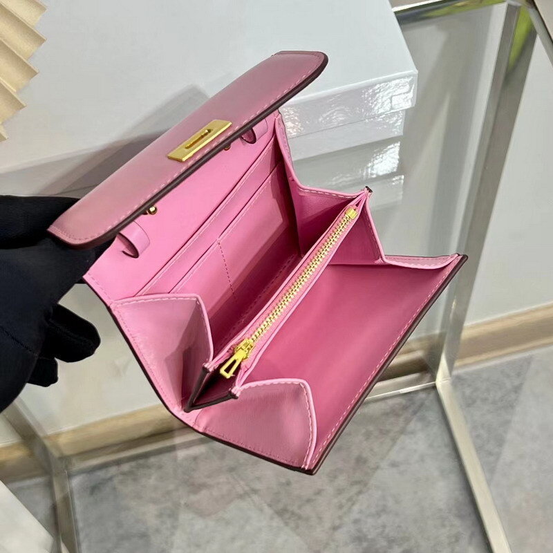 Frühling 2023 Neue Mini Crossbody Kleine Brieftasche Split Rindsleder Tofu Tasche Leder Kleine Quadratische Tasche Handtasche Dame