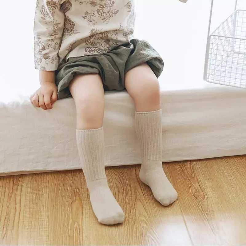 Novo bebê meninas na altura do joelho alta meias angelwing verão outono algodão sólido doce cor crianças da criança curto meias para crianças