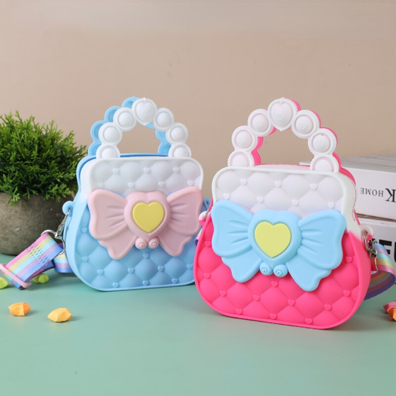 Girls Princess Crossbody Bag 2024 New Silicone Cute HandBags Bowknot Heart Kids Coin Purse Rainbow Shoulder Strap Children Bag