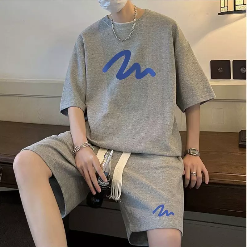 Conjunto de 2 piezas de pantalones cortos para hombre, camiseta de media manga con cuello redondo, estilo Hong Kong, holgado, de gran tamaño