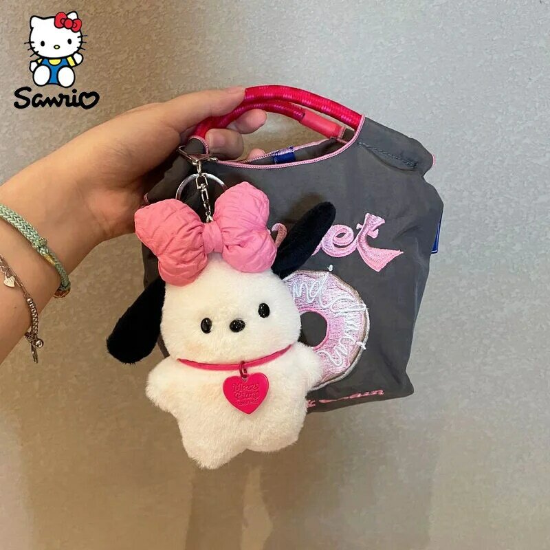 Sanrio-Plush Pochacco Bow Blush Toy Keychain para crianças, chaveiro do carro, boneca dos desenhos animados, saco pingente, presente de Natal, bonito
