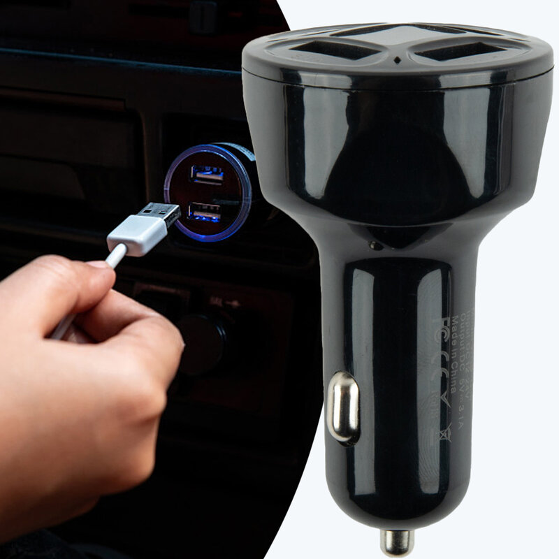 USB Car Charger com 4 Ports e LED Display, Compact e Portable, Fast Charging e Compatibility