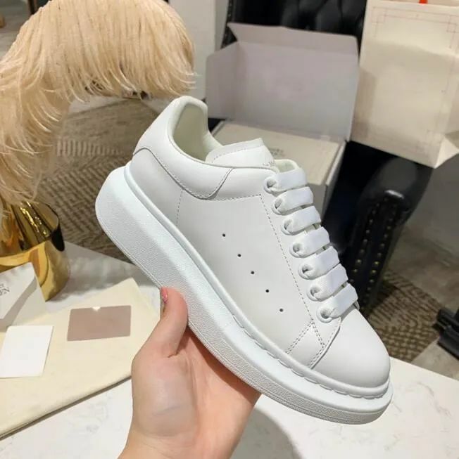 Sneakers desainer mewah sepatu kasual bersol tebal kulit asli putih hitam Suede wanita Espadrilles pria kualitas tinggi