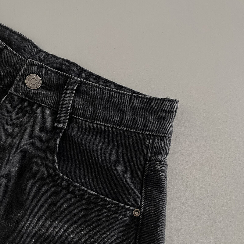 Short en jean noir à bord brut pour femme, pantalon chaud de danse polyvalent, coupe couvertes, tempérament, taille haute, jambe large, été, nouveau, 2024