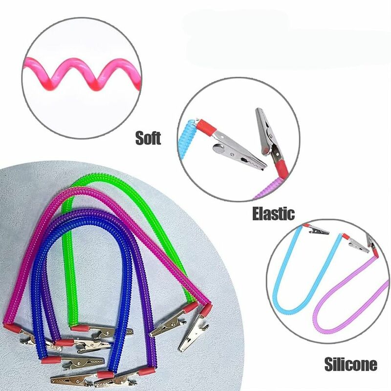 4 szt. Plastikowa serwetnik z metalowe klipsy wielokolorowymi łańcuchami na szyję ochraniacz na odzież do domu