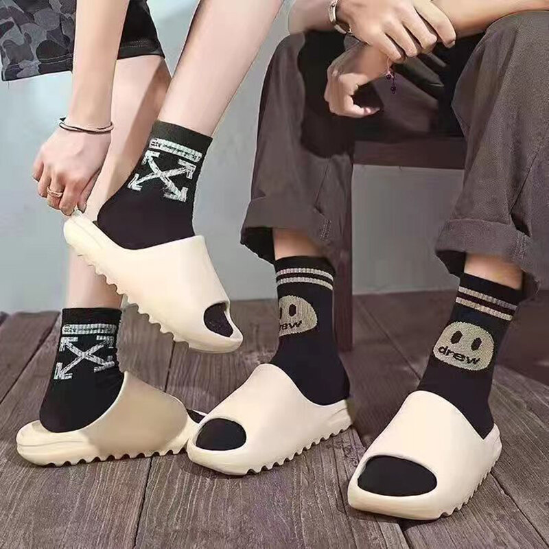 Sandalias antideslizantes para hombre y mujer, zapatos informales a la moda, de EVA, para playa y jardín, Size35-48 verano, 2024