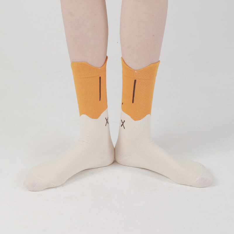 บุคลิกภาพถุงเท้าแฟชั่น Ins แนวโน้ม Graffiti ถุงเท้าคู่กีฬาถุงเท้าผู้หญิงถุงเท้าตลกญี่ปุ่น Harajuku สเก็ตบอร์ดถุงเท้า