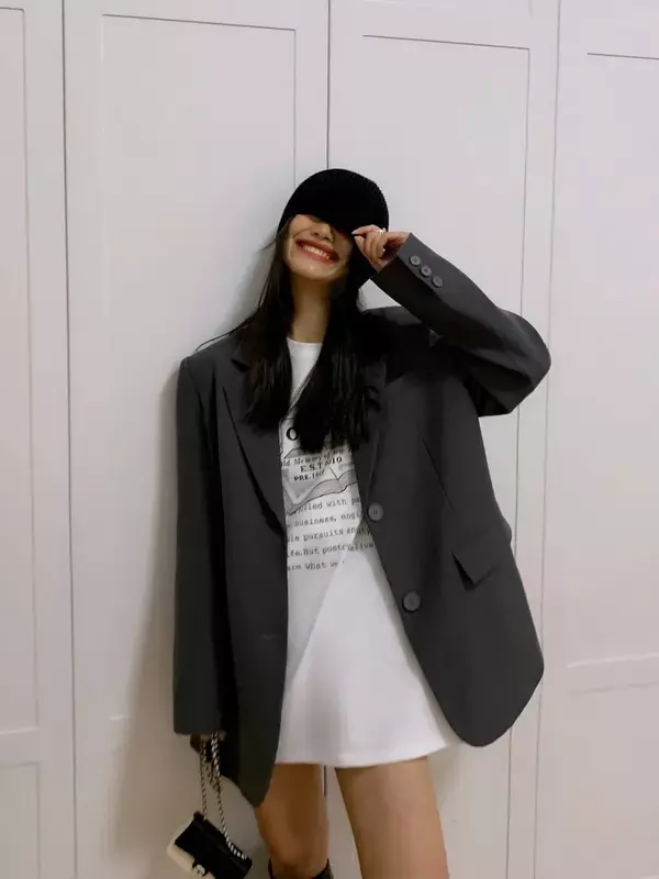 Chaqueta de traje negra con solapa para mujer, abrigo holgado de manga larga con abertura trasera coreana para oficina, Otoño e Invierno