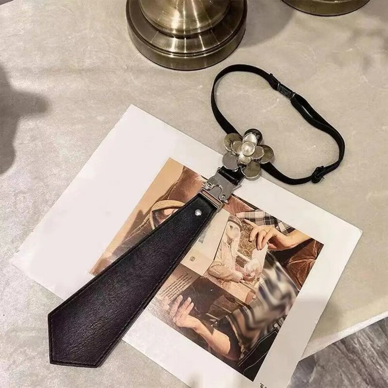 Imitation Leather Tie Formal Necktie Japanese Punk Style Faux Leather Necktie with Metal Buckle Faux Pearl Flower Design