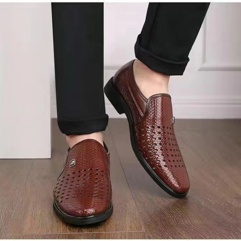 Sapatos de couro oco para homens, Mocassins macios, Sandálias respiráveis, Sapatilha casual, Sapato de tênis