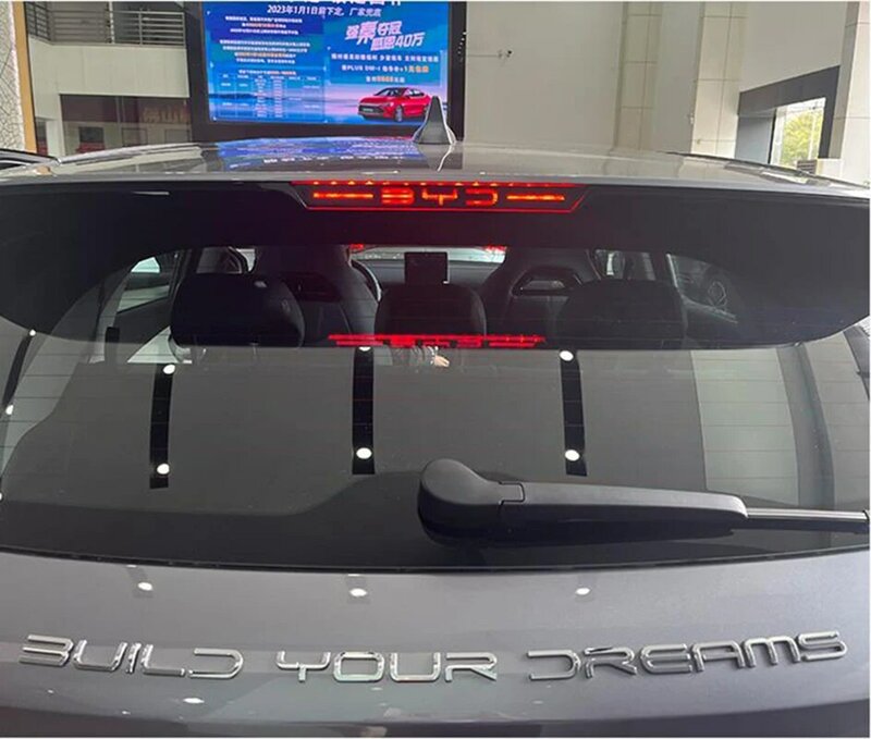 Untuk BYD Atto 3 Yuan Plus 2022 2023 stiker lampu rem posisi tinggi Logo mobil tekstur serat karbon bagian mobil