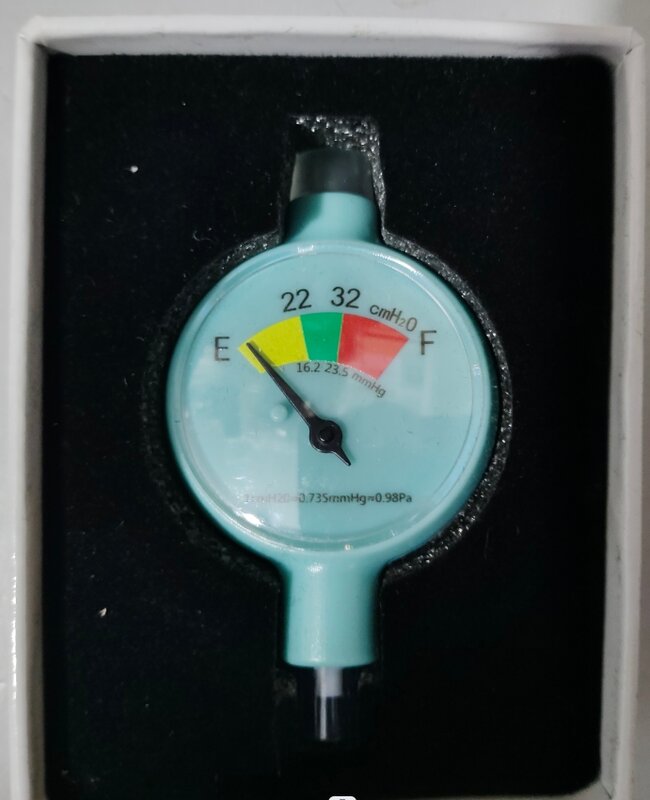 White anesthetic tracheal intubation manometer for pets reused