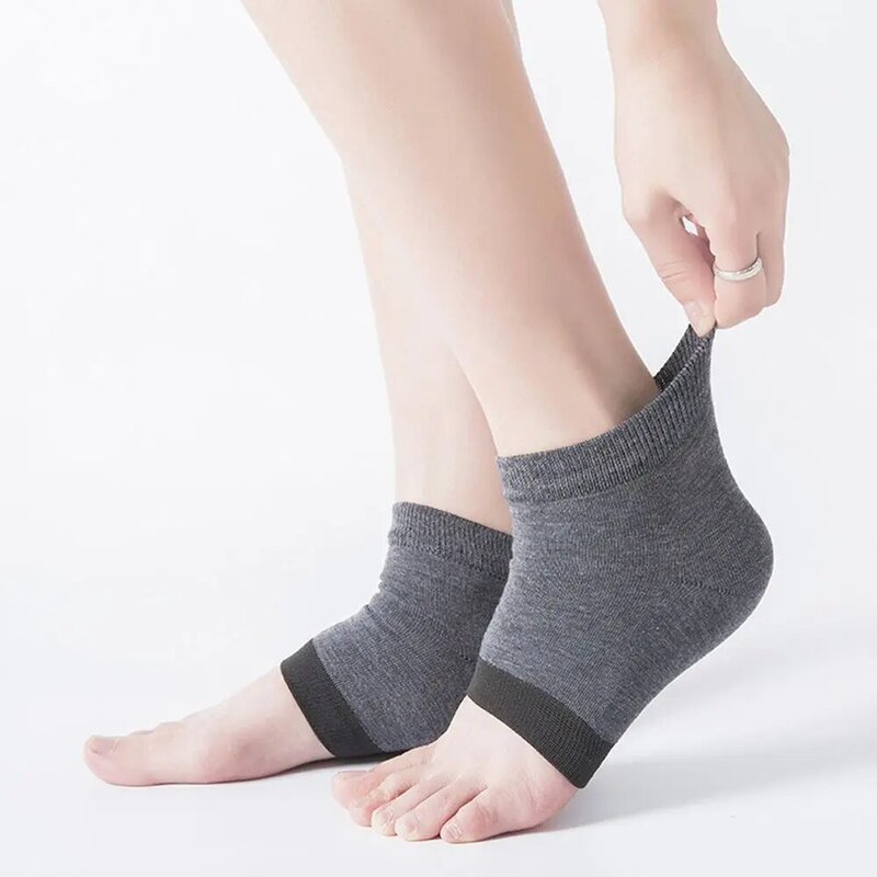 Dead Skin Removal Sock Cotton Moisturing Spa Gel Socks Gel Heel Socks Foot Care Tool Silicone Insole Gel Sock Feet Protector