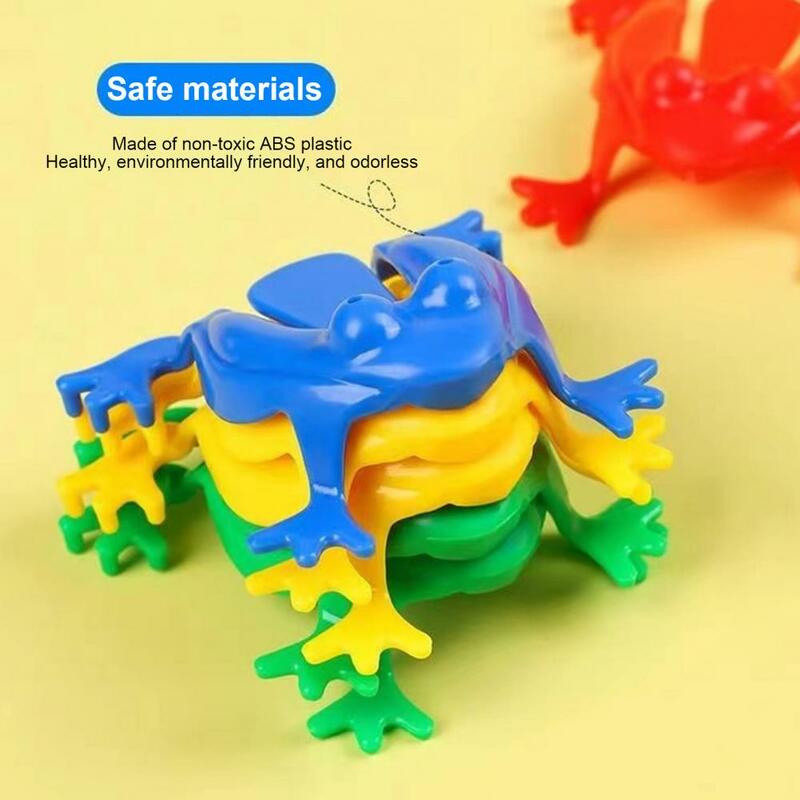 Mainan katak melompat plastik warna-warni untuk anak-anak, mainan katak lompat ukuran saku, mainan pesta nostalgia yang disukai dengan interaksi orang tua dan anak