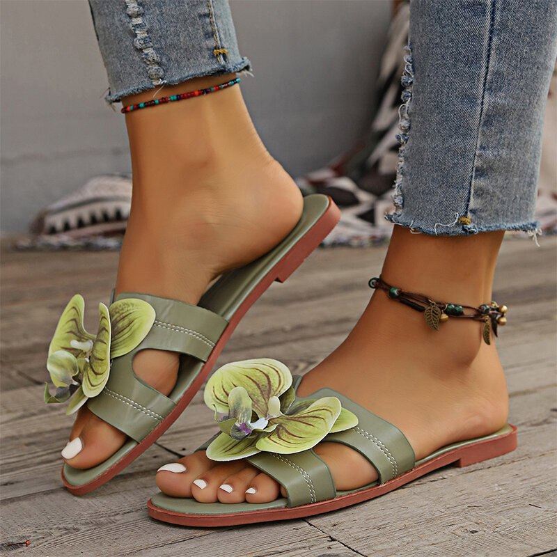 รองเท้าแตะผู้หญิงรองเท้าลำลองส้นเตี้ยดอกไม้แฟชั่นใหม่2024รองเท้าแตะรองเท้าแตะเดินชายหาดเทรนด์อบอุ่น