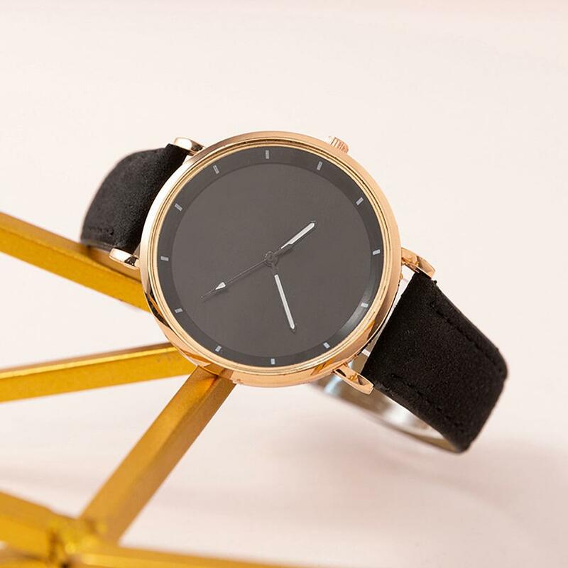 Relógio de pulso unisex quartzo com pulseira ajustável do falso couro, alta precisão estudante quartzo relógio, leve, não
