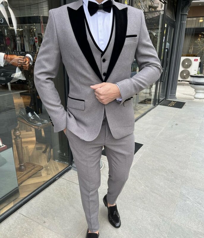 Tuksedo Pernikahan Inggris Abu-abu Pakaian Pengantin Pria Setelan Pria Slim Fit Kerah Runcing Prom BestMan Pengiring Pria Blazer Jaket Celana Rompi