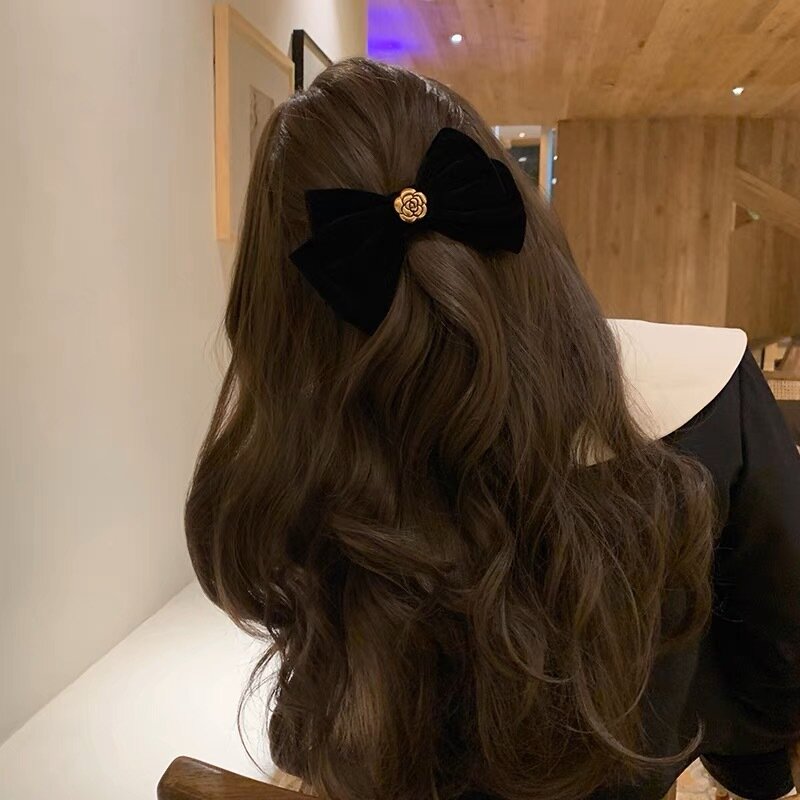 Pince à cheveux en velours noir pour femme, style rétro français, petit parfum, nœud arrière de la tête, cuillère, printemps, vêtements de sauna