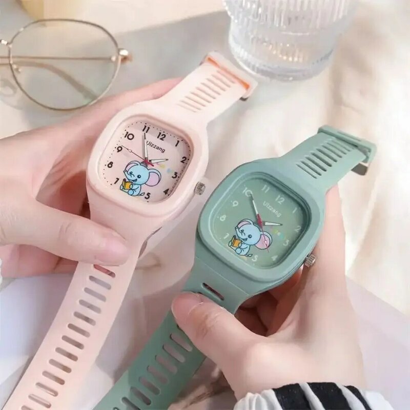 Силиконовые силиконовые спортивные часы, новые светящиеся квадратные детские часы с подарочной коробкой, Мультяшные часы унисекс