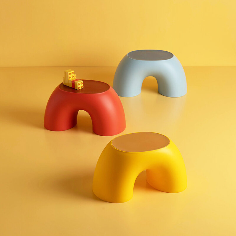 Oryginalny stołek dziecięcy Plastikowy podnóżek w kształcie tęczy Bezpieczeństwo Dziecięcy stołek do salonu Tęczowa zabawka Dekoracje domu