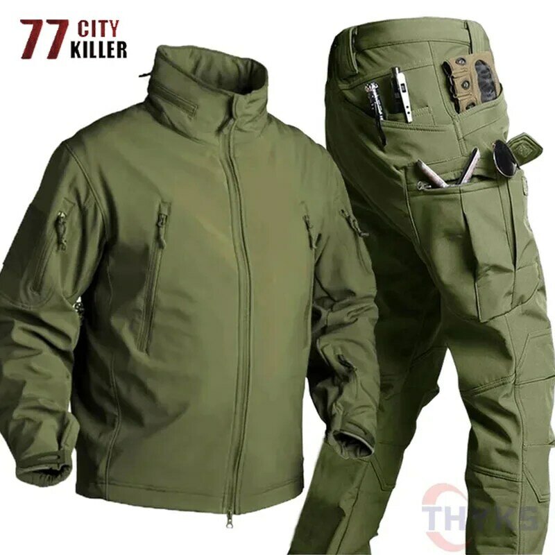 Winter Fleece Tactical Soft Shell set Mens Outdoor impermeabile Multi-tasche giacche in pelle di squalo pantaloni Cargo abiti militari maschili
