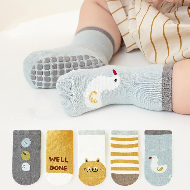 Осенние модные мягкие хлопковые детские носки, носки для новорожденных с мультяшными животными для маленьких мальчиков, носки для маленьких девочек, нескользящие носки для пола для малышей