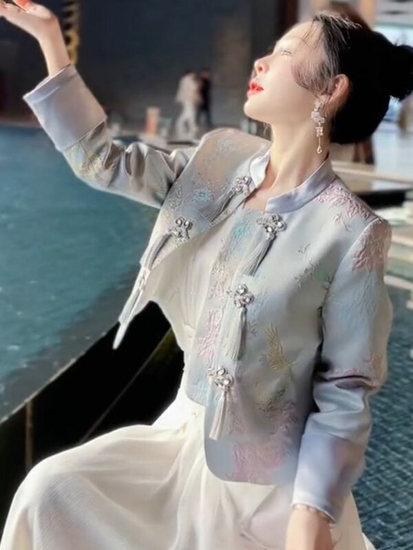 Fato Tang Jacquard elegante para mulher, estilo chinês, casaco elegante para senhora, top curto hanfu, estilo chinês, bordado borla, outono, 2024