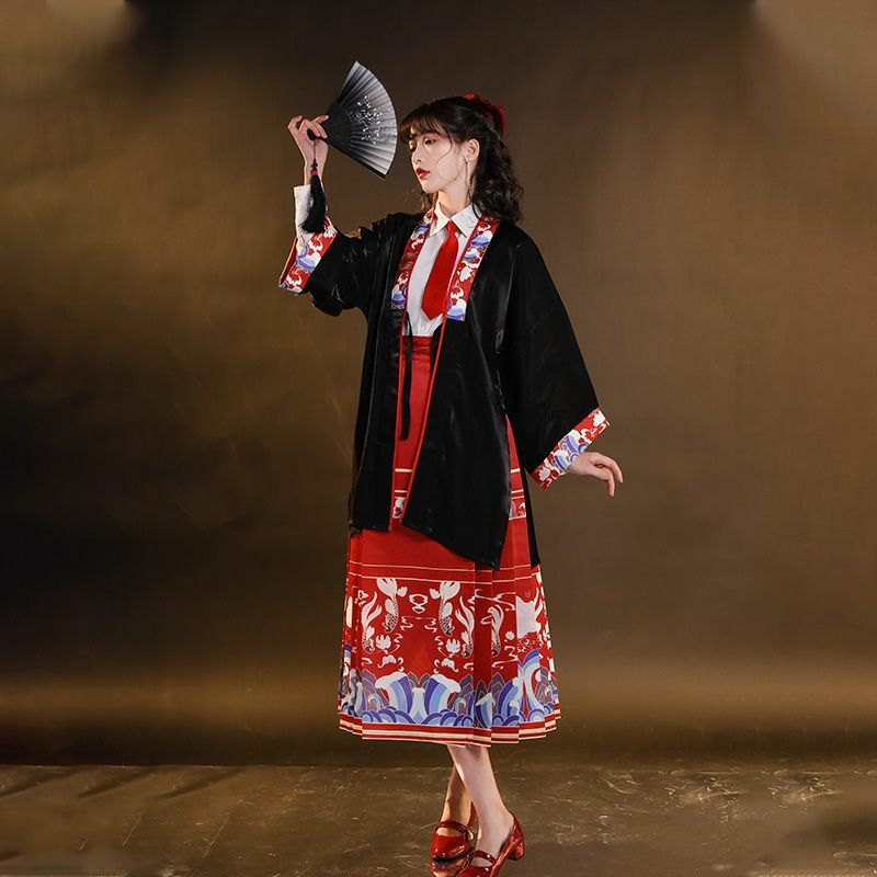 Hanfu de prairie chinoise traditionnelle pour femmes, poisson sautant, porte du dragon, visage de cheval octogonal amélioré, système Ming, Everak Hanfu