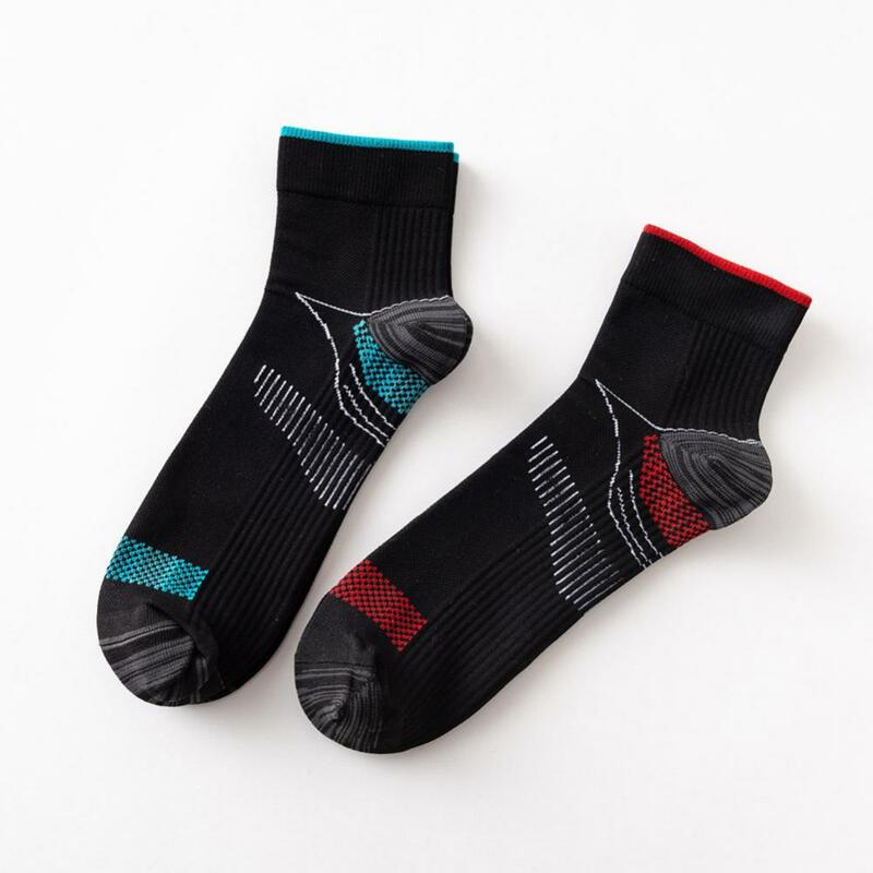Solid Color Sports Men Socks Sweat Absorbing Low Cut Ankle Socks For Women Running Socks Middle Tube Sox Casual Basketball Sock