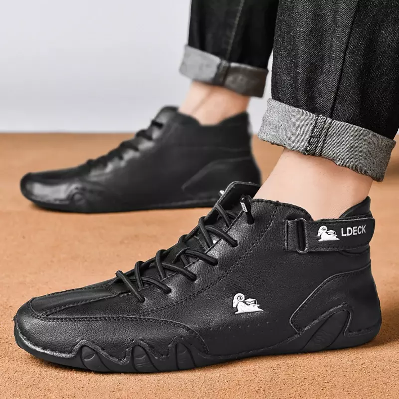Мужские кожаные ботинки для прогулок, черные повседневные высокие кроссовки, обувь в римском стиле для улицы, мотоциклетные ботинки, 2023