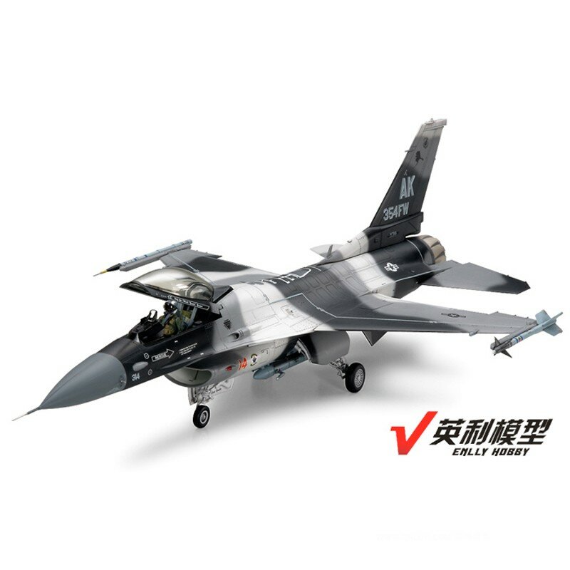 Tamiya-modelo de juguete ensamblado estático 61106, escala 1/48, para US Navy F-16C/N Fighting Falcon, Kit de modelos de caza táctico, escuela de vuelo
