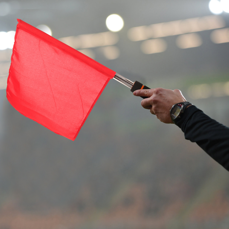 Bandiere rosse a maniche corte 3 pezzi bandiere per arbitri asta in acciaio inossidabile manico in spugna bandiere Linesman bandiera segnale bandiera bandiera a mano