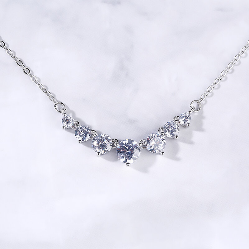 Z certyfikatem Halo Moissanite naszyjnik dla kobiet łańcuchy stałe 925 srebrne wesele kobieta biżuteryjny Trend prezent Pass Diamond Test D