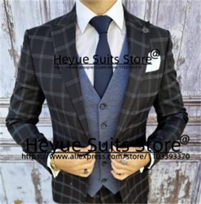 Abiti da uomo d'affari scozzesi neri Slim Fit Peak risvolto smoking da sposo Custome giacca da ballo formale + gilet grigio + pantaloni Costume Homme