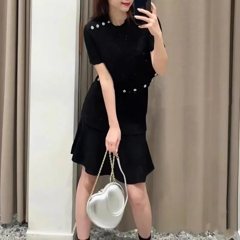 Jacquard preto feminino de malha mini vestido conjunto, camisola de manga curta, gola redonda, sem mangas, botões decoração