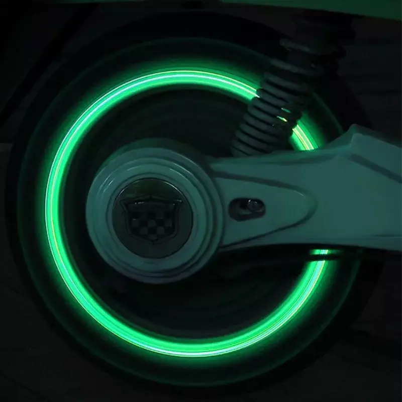 Carro luminoso pneu válvula tampas, Motocicleta automática bicicleta fluorescente, Noite brilhante roda pneu Hub, Decoração Haste