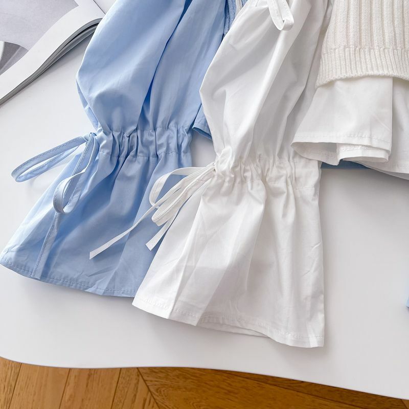 Camisa de manga folhada para mulheres, camisa branca, senso de design pequeno, camisola curta, top, novo, 2023